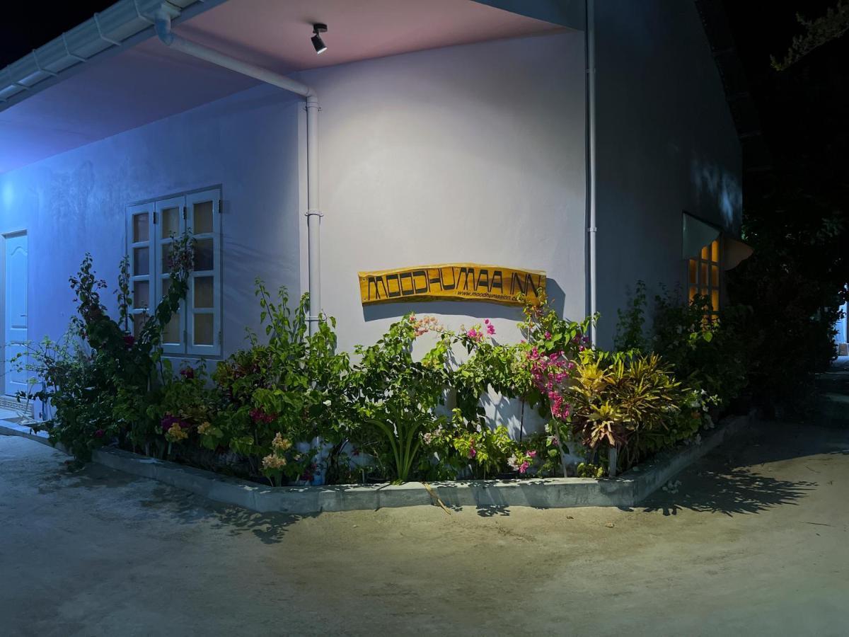 Moodhumaa Inn Guraidhoo  Buitenkant foto