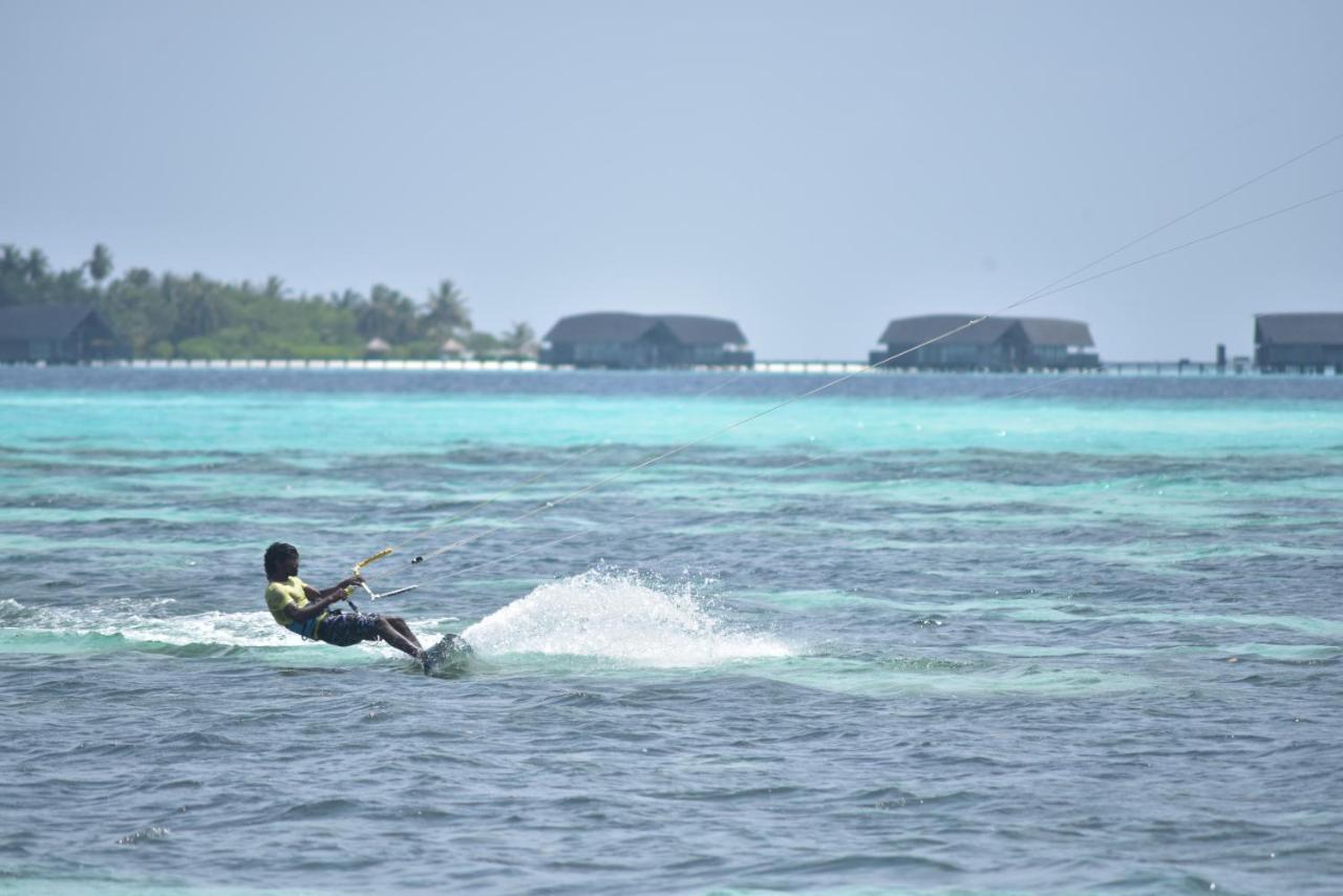 Moodhumaa Inn Guraidhoo  Buitenkant foto