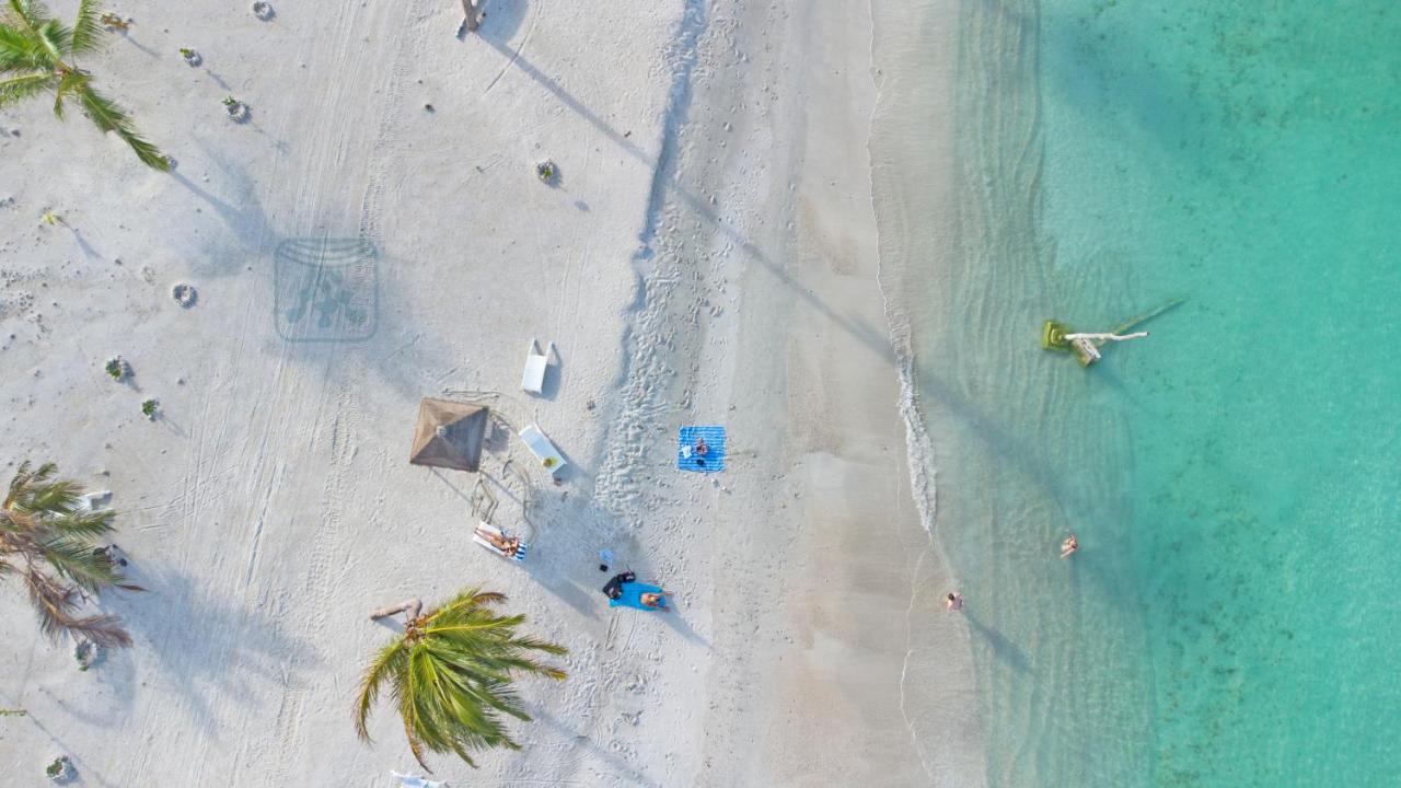 Moodhumaa Inn Guraidhoo  Buitenkant foto