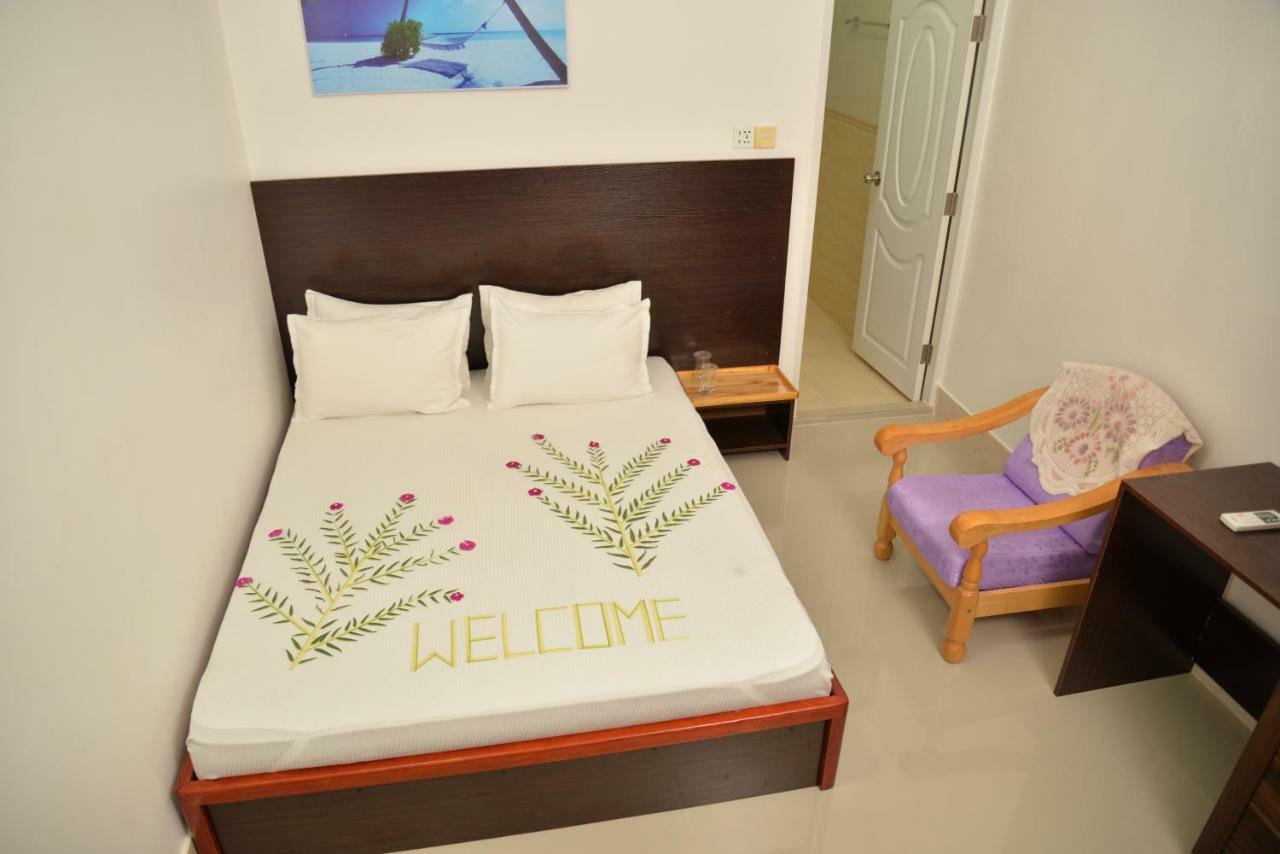 Moodhumaa Inn Guraidhoo  Buitenkant foto