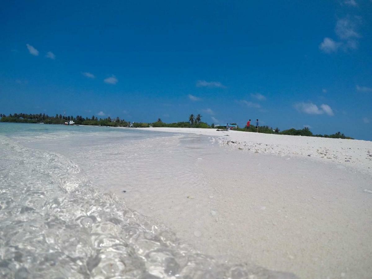 Moodhumaa Inn Guraidhoo  Buitenkant foto